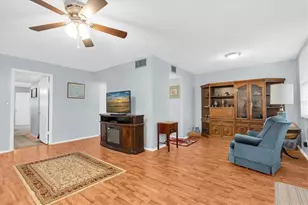 4715 Bay St NE, Saint Petersburg, FL 33703 - Photo 11