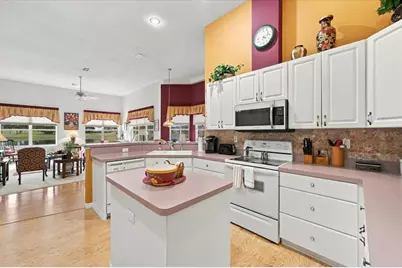 10081 Georgetown Court, Weeki Wachee, FL 34613 - Photo 25