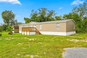 10043 Gilmer St, New Port Richey, FL 34654 - Photo 1