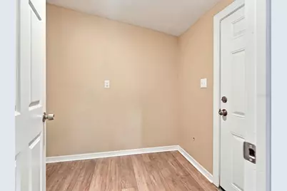 10043 Gilmer Street, New Port Richey, FL 34654 - Photo 25