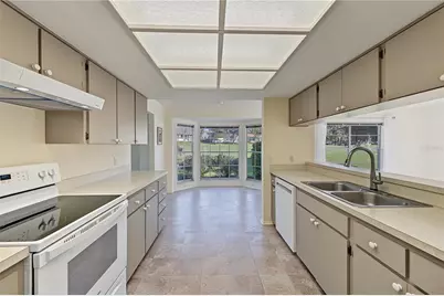 7103 Crown Oaks Drive, Spring Hill, FL 34606 - Photo 17