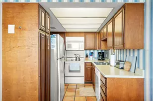9425 Blind Pass Rd, Saint Pete Beach, FL 33706 - Photo 19