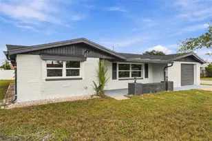 10734 Leeds Rd, Port Richey, FL 34668 - Photo 3