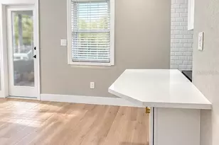 2835 N 3rd Ave N, Saint Petersburg, FL 33713 - Photo 1