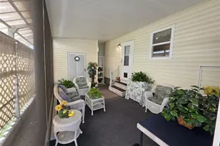 5293 Poinciana Cir, New Port Richey, FL 34653 - Photo 9