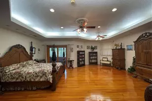 5422 Cyril Dr, Dade City, FL 33523 - Photo 23