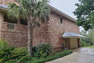 5422 Cyril Dr, Dade City, FL 33523 - Photo 3