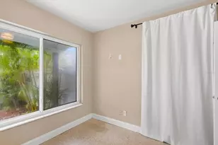 2375 N 81st Street N, Saint Petersburg, FL 33710 - Photo 15