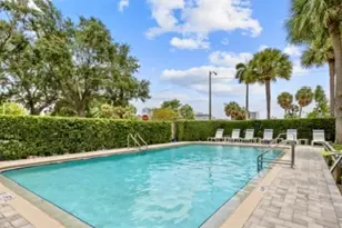 701 Mirror Lake Dr N, Saint Petersburg, FL 33701 - Photo 43