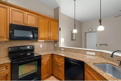 701 Mirror Lake Drive N #120, Saint Petersburg, FL 33701 - Photo 25