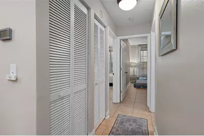 701 Mirror Lake Drive N #120, Saint Petersburg, FL 33701 - Photo 29