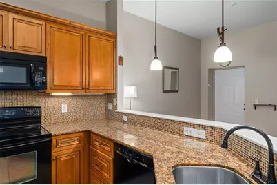 701 Mirror Lake Drive N #120, Saint Petersburg, FL 33701 - Photo 23