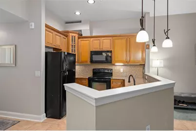 701 Mirror Lake Drive N #120, Saint Petersburg, FL 33701 - Photo 21