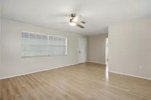 2048 Waterfall Dr, Spring Hill, FL 34608 - Photo 7