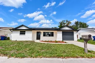 7421 Sandalwood Dr, Port Richey, FL 34668 - Photo 1