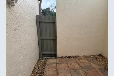13811 Lazy Oak Drive #21, Tampa, FL 33613 - Photo 17