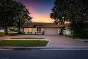 4622 Sawgrass Blvd, New Port Richey, FL 34653 - Photo 1