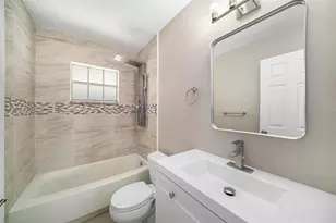 9526 Bayside Ct, Spring Hill, FL 34608 - Photo 15