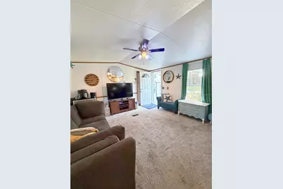 1301 Live Oak Parkway, Tarpon Springs, FL 34689 - Photo 13
