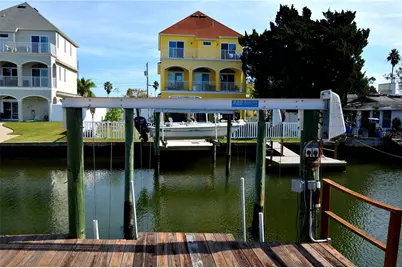 13738 Melanie Avenue, Hudson, FL 34667 - Photo 3