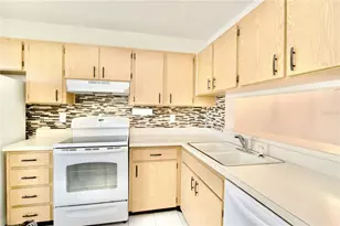 2853 Forrestal Ct, New Port Richey, FL 34655 - Photo 5