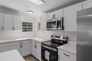 18446 Edgewood Dr, Spring Hill, FL 34610 - Photo 23