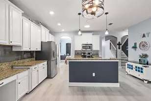 11695 Crestridge Loop, New Port Richey, FL 34655 - Photo 15