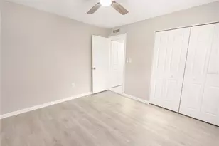 2700 Nebraska Ave, Palm Harbor, FL 34684 - Photo 21