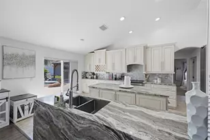13338 La Casita Ave, Spring Hill, FL 34609 - Photo 19