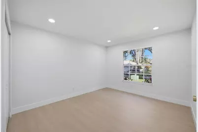 1070 Captains Way, Tarpon Springs, FL 34689 - Photo 19