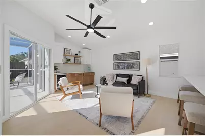 1070 Captains Way, Tarpon Springs, FL 34689 - Photo 5