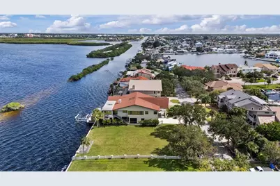 5767 Westshore Drive, New Port Richey, FL 34652 - Photo 75