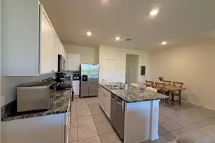 33075 Frosted Clover Wy, Wesley Chapel, FL 33545 - Photo 5