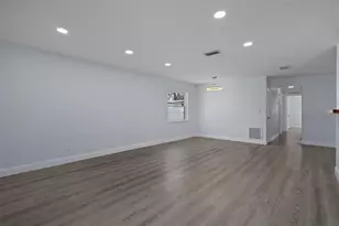 6322 67th Ave N, Pinellas Park, FL 33781 - Photo 5