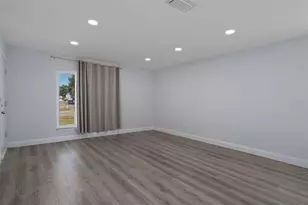 6322 67th Ave N, Pinellas Park, FL 33781 - Photo 9