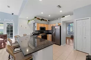 1623 Vistoso Ln, Ruskin, FL 33573 - Photo 7