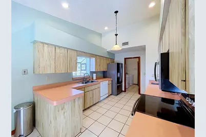 154 Arcadia Avenue, Spring Hill, FL 34606 - Photo 19