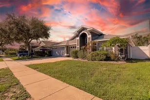 624 N Lake Blvd, Tarpon Springs, FL 34689 - Photo 1