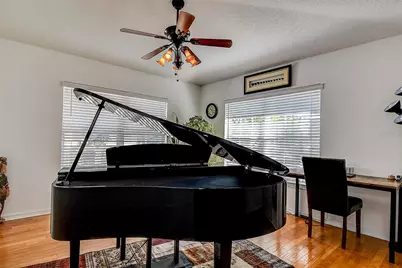 624 N Lake Boulevard, Tarpon Springs, FL 34689 - Photo 11