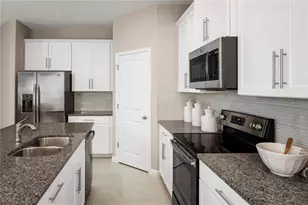 1075 Ocean Ldg Rd, Lady Lake, FL 32159 - Photo 9
