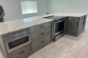 9019 Lismore Ct, Weeki Wachee, FL 34613 - Photo 3