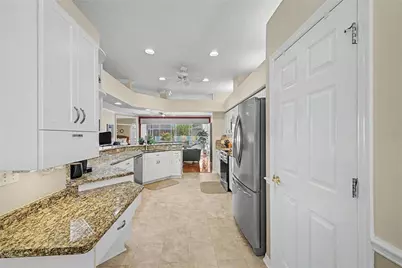 15017 Tamarind Loop, Spring Hill, FL 34609 - Photo 11