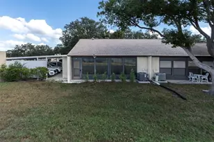 11311 Dollar Lake Dr, Port Richey, FL 34668 - Photo 29