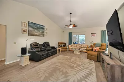 11384 Newington Avenue, Spring Hill, FL 34609 - Photo 9