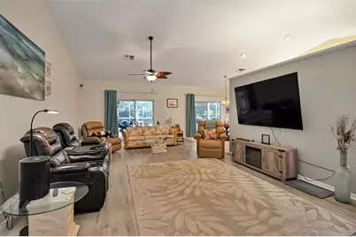 11384 Newington Avenue, Spring Hill, FL 34609 - Photo 7