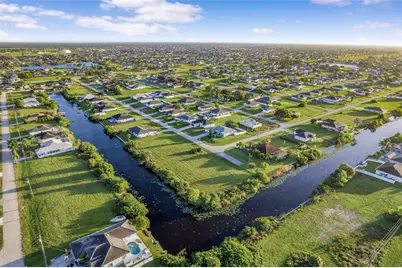 1324 NW 13th Place, Cape Coral, FL 33993 - Photo 9