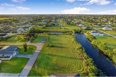 1324 NW 13th Place, Cape Coral, FL 33993 - Photo 3