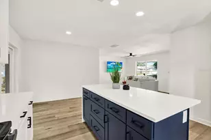 8232 82nd Ave, Seminole, FL 33777 - Photo 5