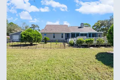 9073 Madrid Road, Weeki Wachee, FL 34613 - Photo 47