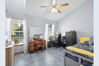 9073 Madrid Road, Weeki Wachee, FL 34613 - Photo 25